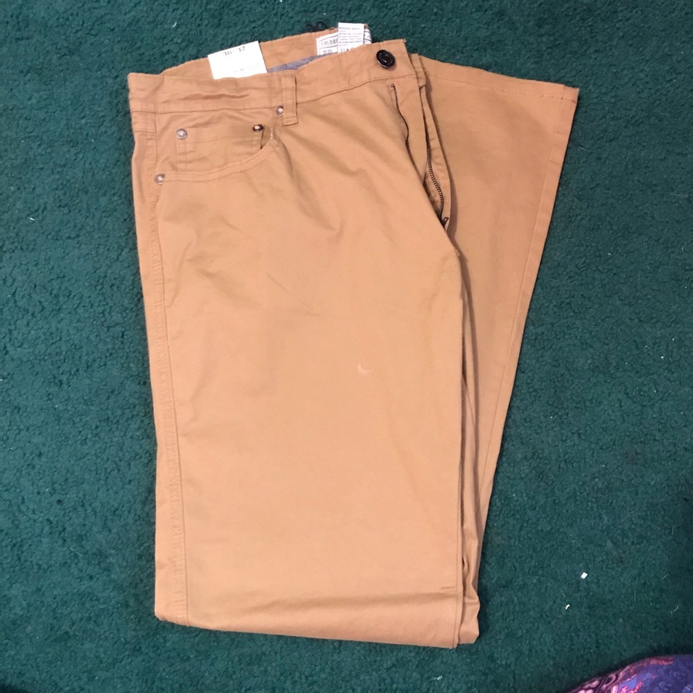 men’s pants BRAND NEW